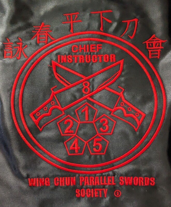 Greg LeBlanc amplía su formación en los cuchillos del Wing Chun