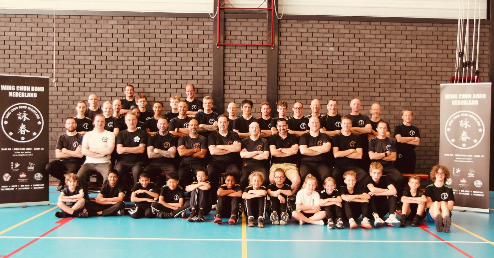 Foto de grupo de los participantes en una jornada de Wing Chun Bond en Países Bajos.